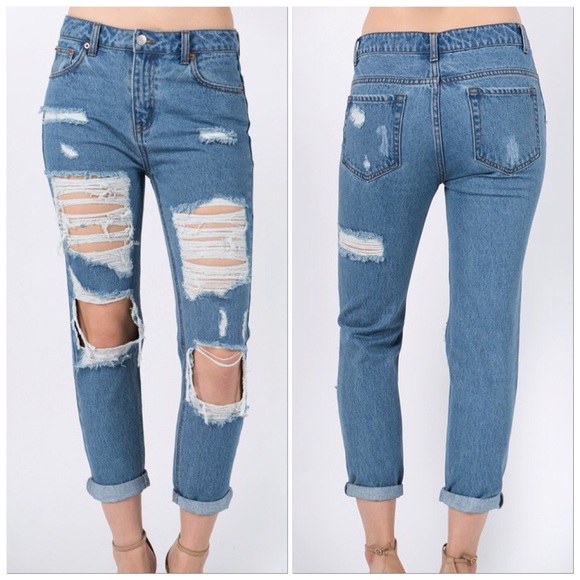 Retro Straight-leg Distressed Holey Ripped Jeans - Picture 2 of 9